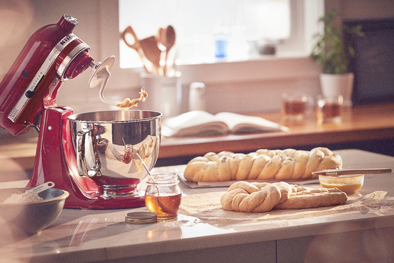CONTACT KITCHENAID® SERVICE & SUPPORT CONTACT KITCHENAID® SERVICE & SUPPORT